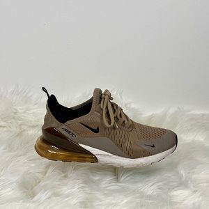 NIKE 270 Brown Sneakers Size 7 (MEN) Size 8 (WOMEN)